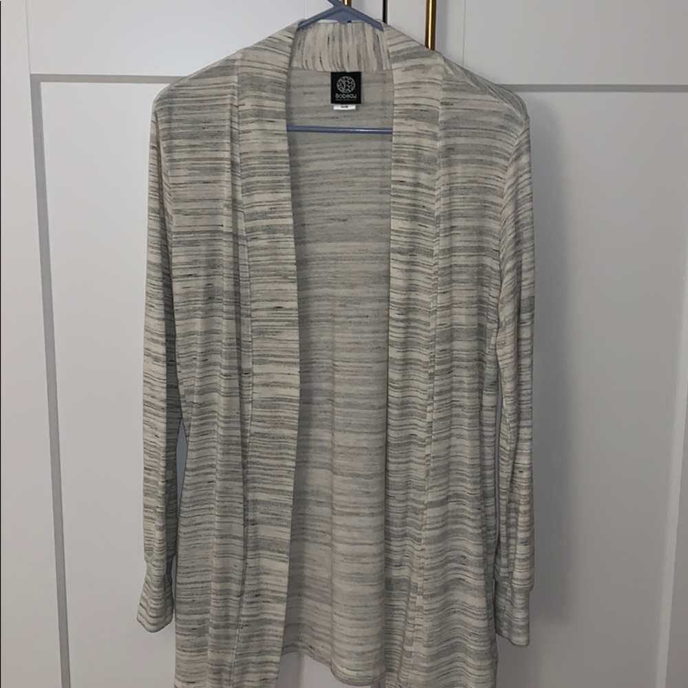 Bobeau long sleeve sweater size M